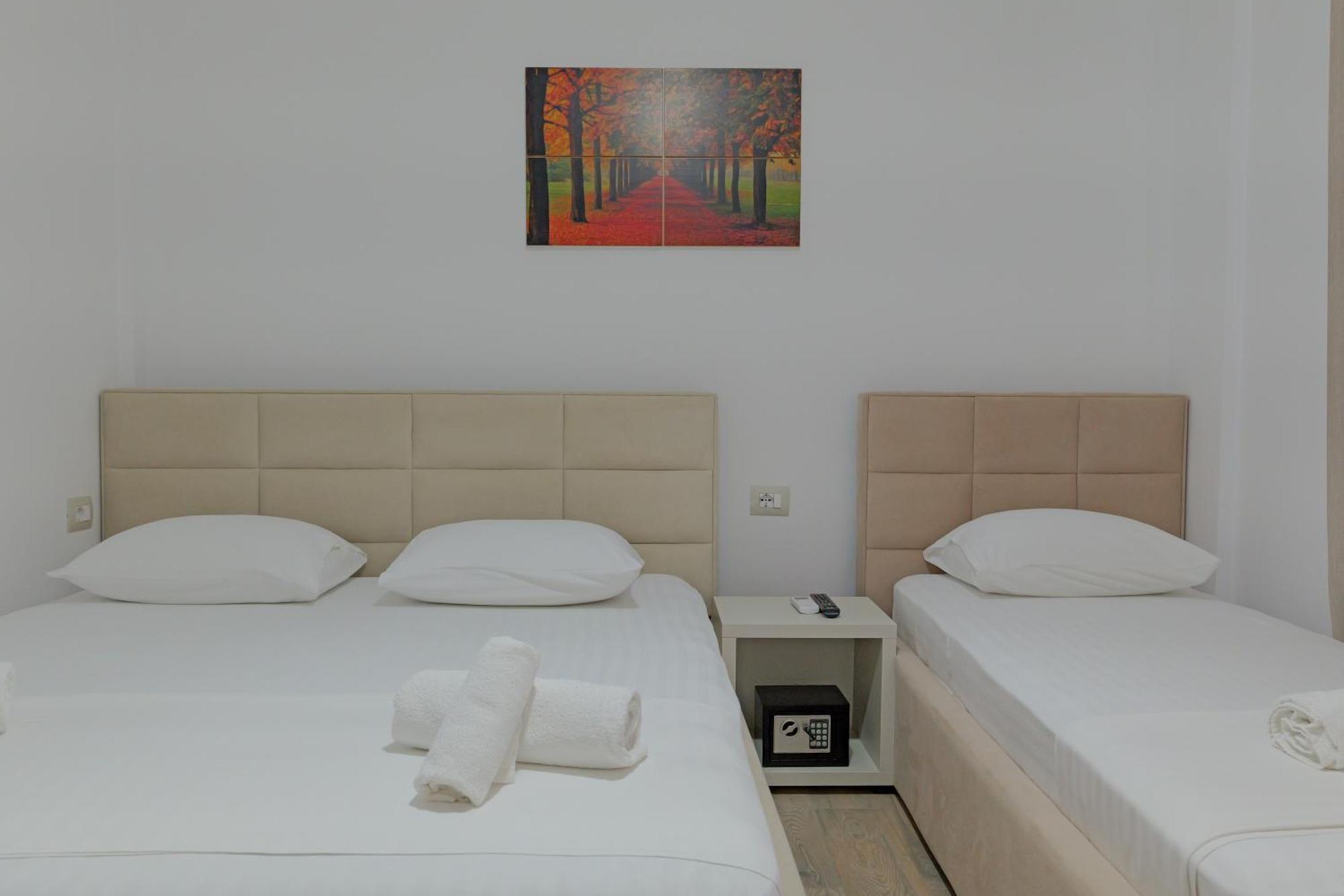 Hotel Veliaj Ksamil Dış mekan fotoğraf