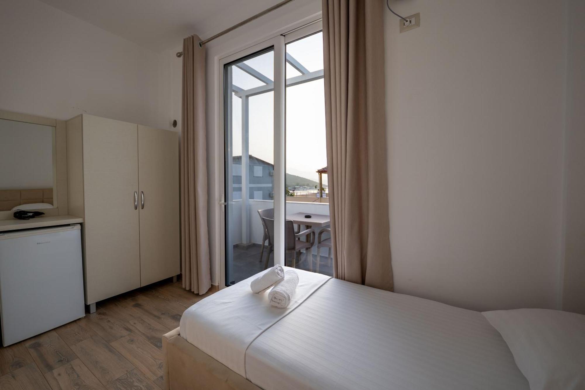 Hotel Veliaj Ksamil Dış mekan fotoğraf