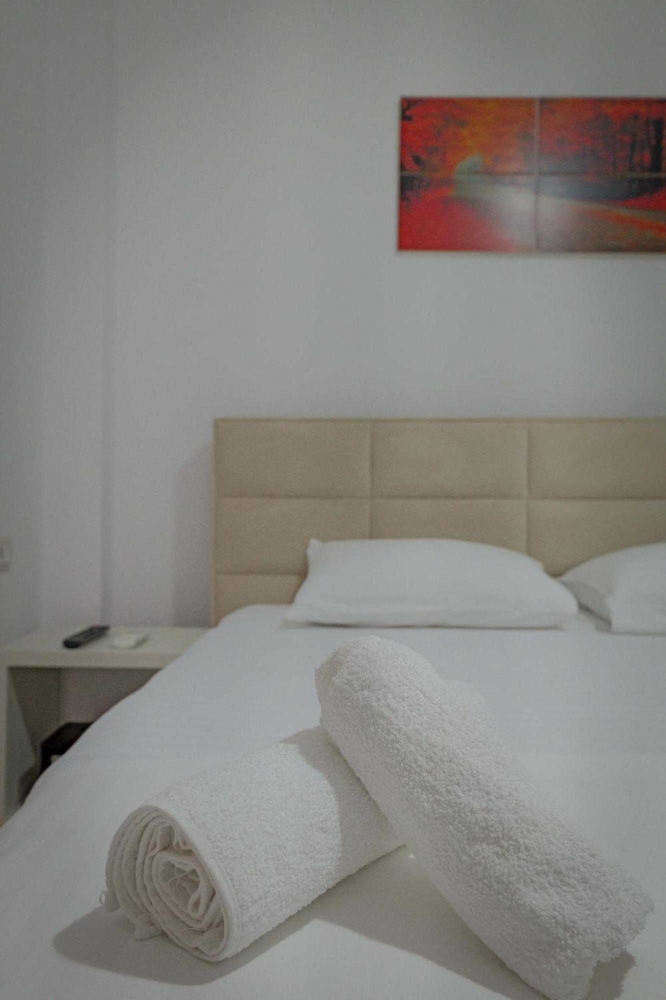 Hotel Veliaj Ksamil Dış mekan fotoğraf