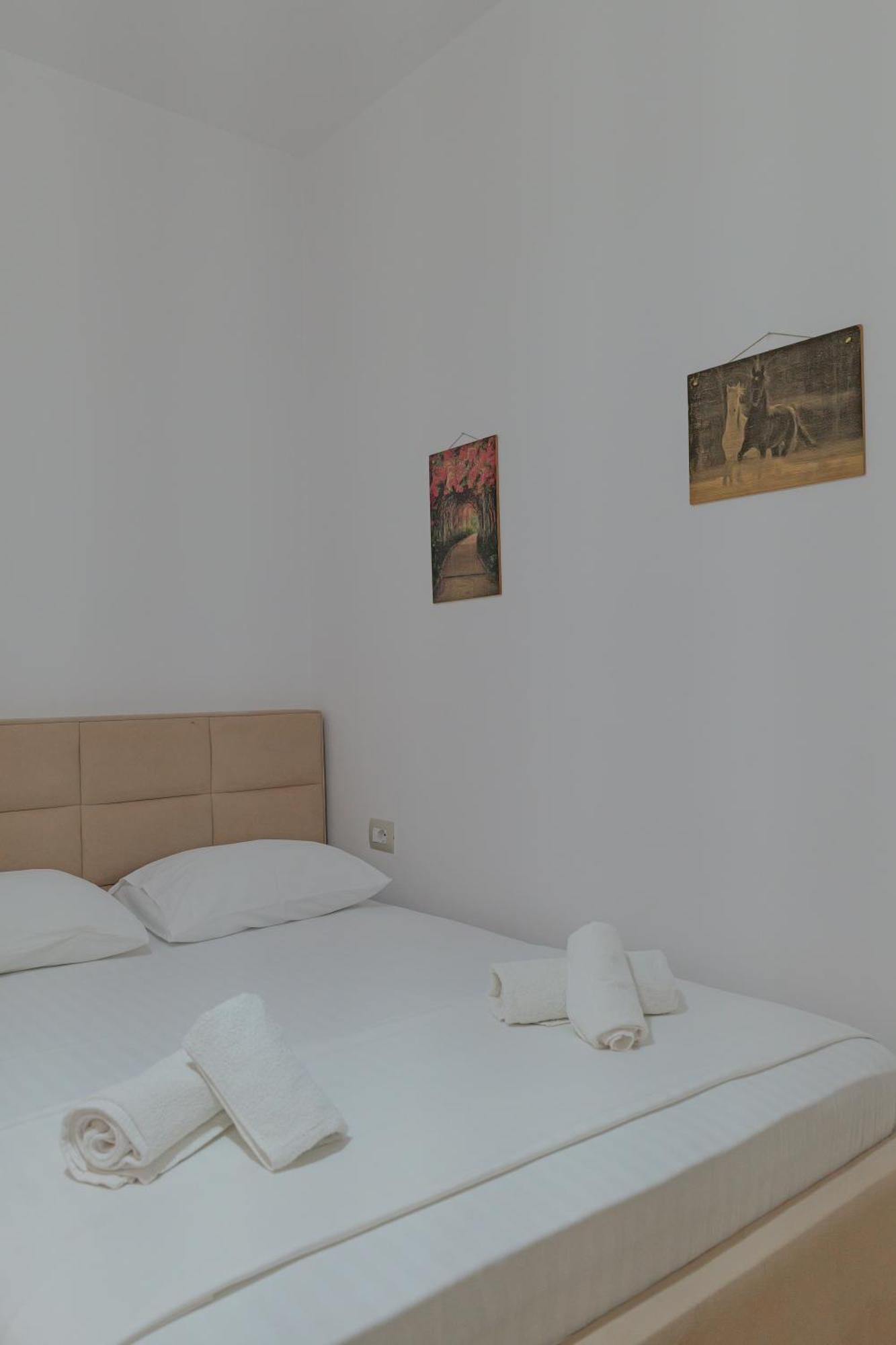 Hotel Veliaj Ksamil Dış mekan fotoğraf