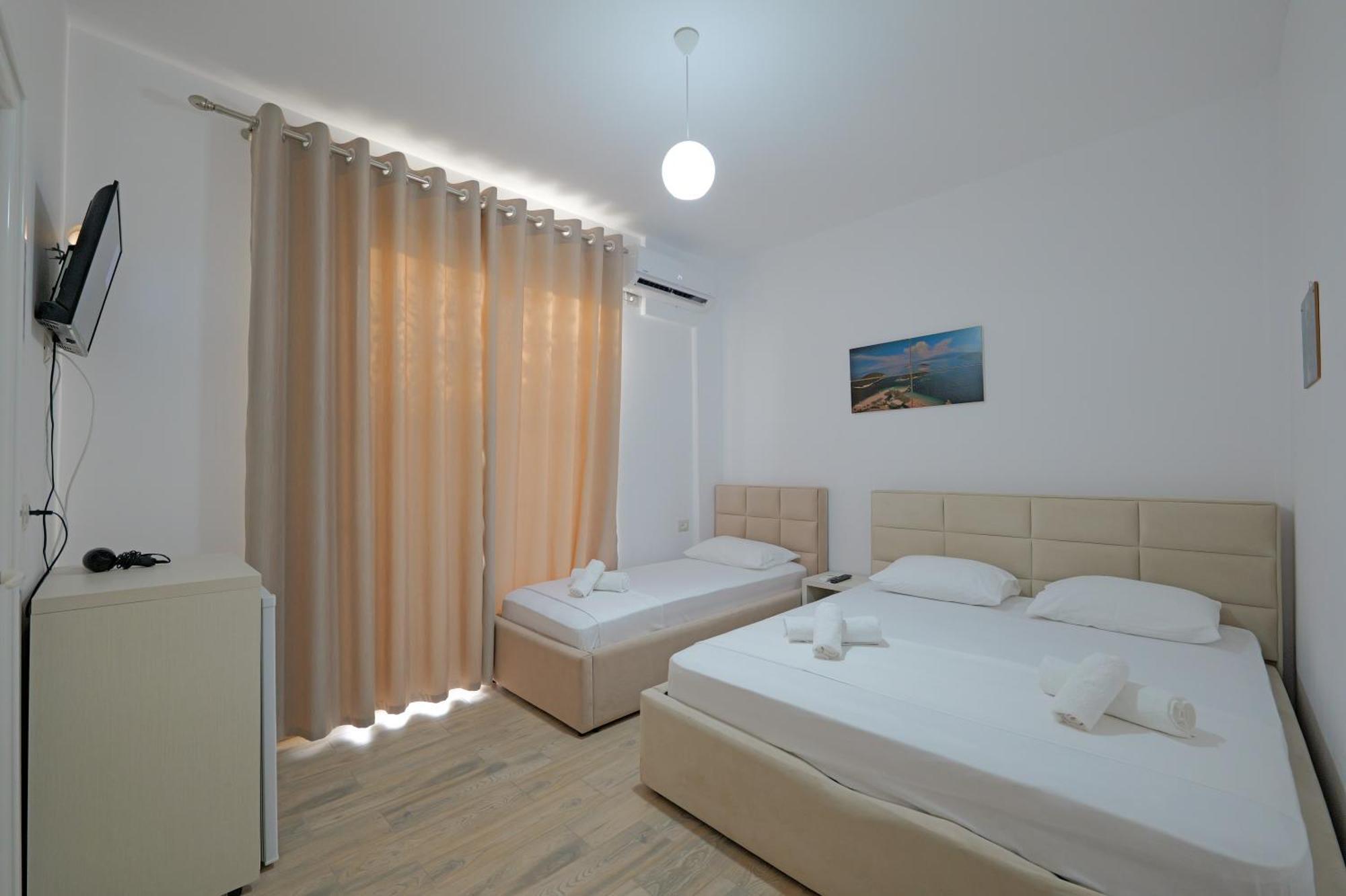 Hotel Veliaj Ksamil Dış mekan fotoğraf